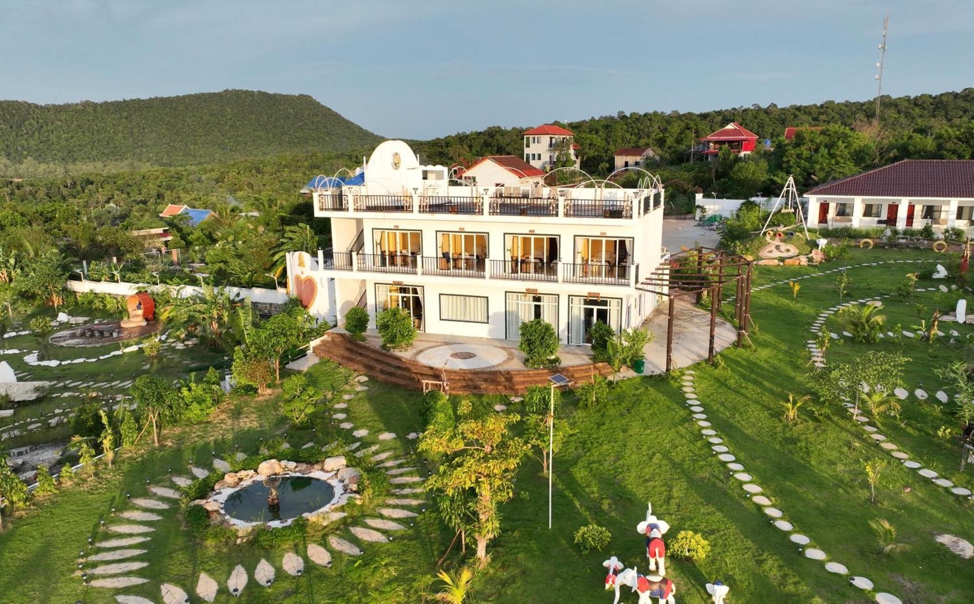 Thmorda Resort Koh Rong Sanloem Extérieur photo